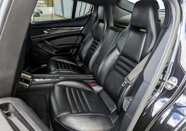 Porsche Panamera cena 155000 przebieg: 129000, rok produkcji 2014 z Gdynia małe 326
